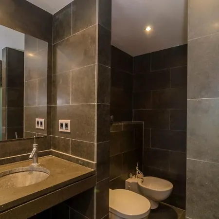 Chalet Spacious And Bright Three-storey House In Sitges