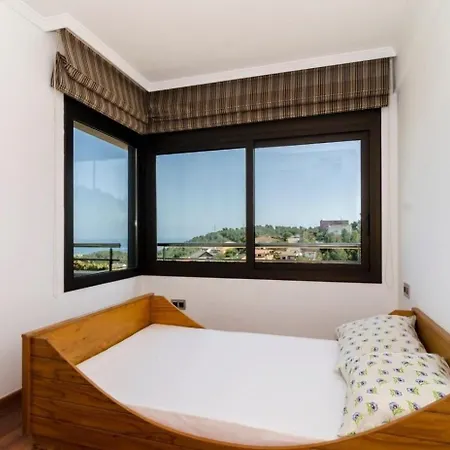 Spacious And Bright Three-storey House In Sitges Chalet *